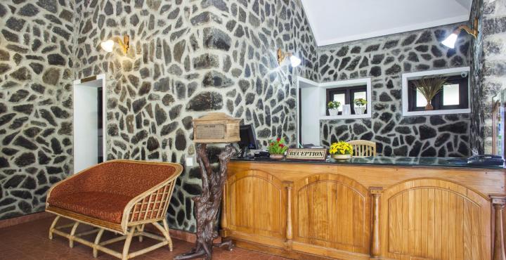 Hotel Treetop Thekkady Buitenkant foto